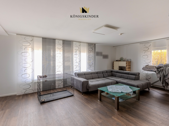 Großzügiger Wohnbereich (Wohneinheit 1)