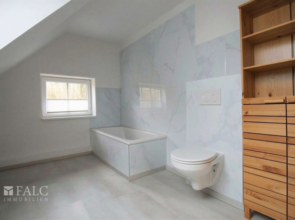 Whg. I Badezimmer II- (KI generiert)