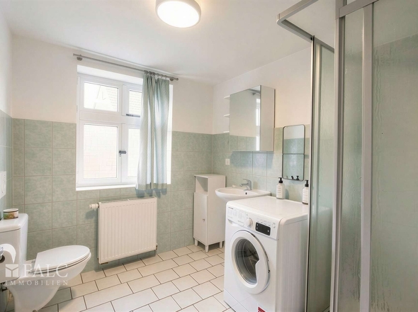 Whg. III Badezimmer - (KI generiert). 