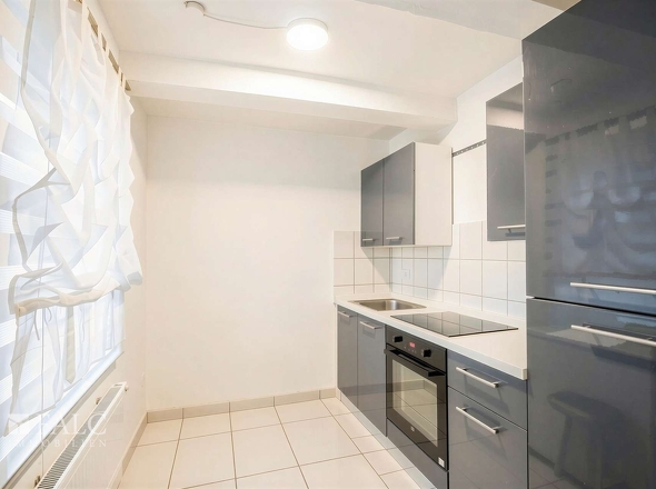 Whg. III Küche - (KI generiert)