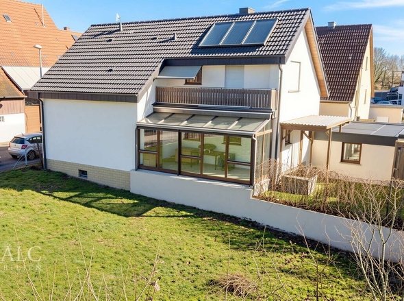 Mit beheizbarem Sommergarten