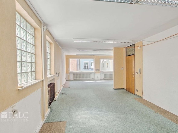 Wohn-/Esszimmer 1.OG