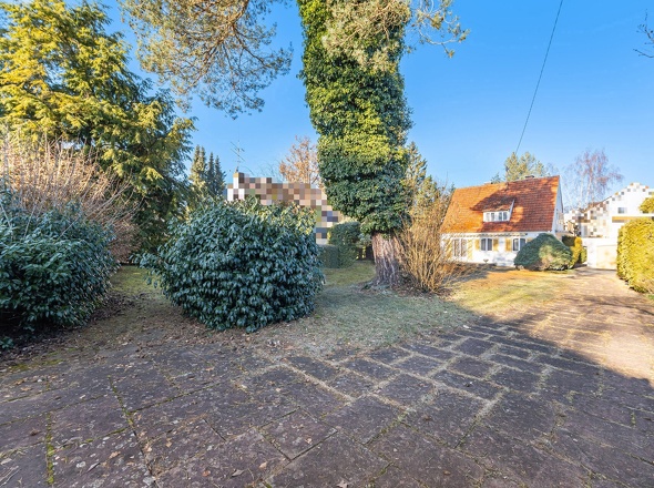 Grundstückseinfahrt