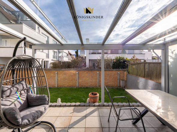 Terrasse – direkt vom Wohnbereich begehbar