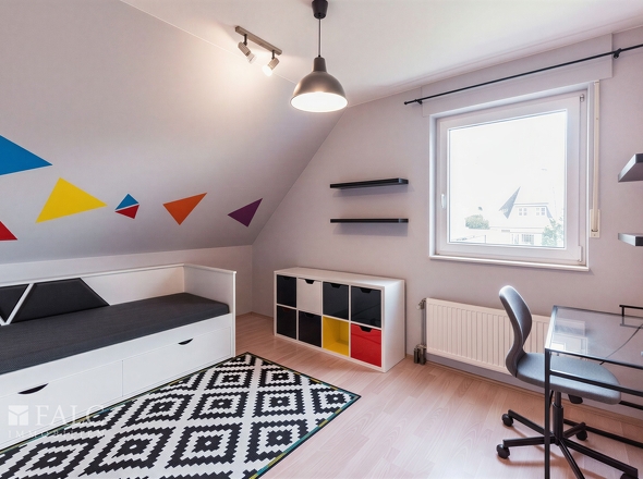 1.OG Schlafzimmer 1 - (KI generiert)