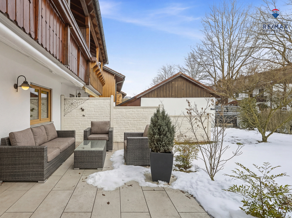 Terrasse mit Markise (S/O)