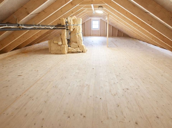 Dachboden ausbaufähig