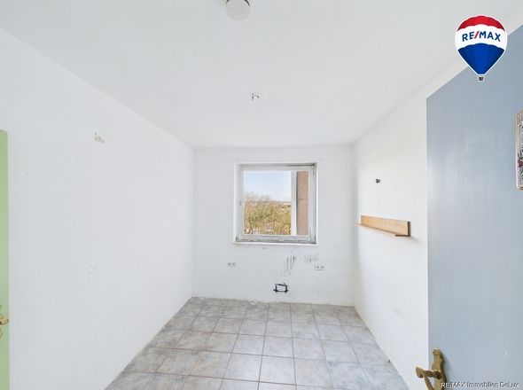 CAM01722G0-PR0044-STILL007