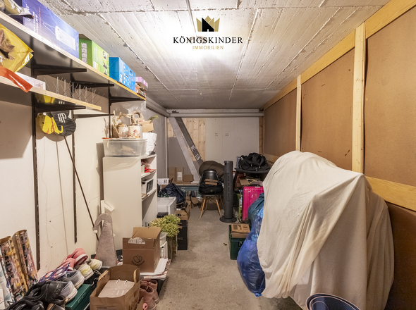 Kellerraum mit Abstellfläche