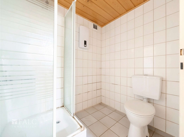 Badezimmer - (KI generiert)