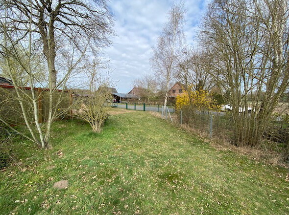 Einfahrtbereich und Straßenblick