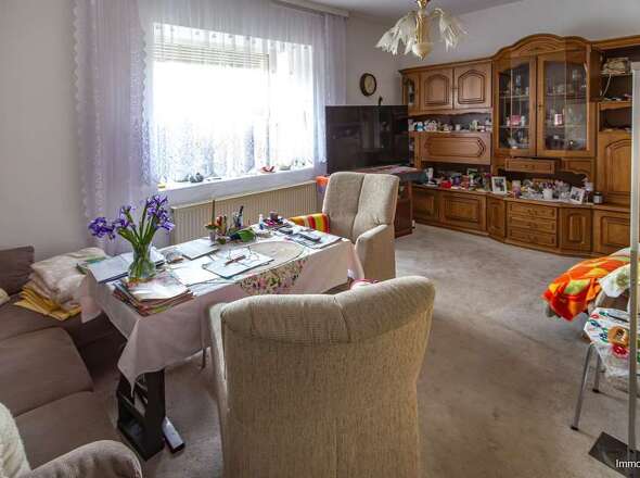 EG Großes Wohnzimmer mit Panoramafenster