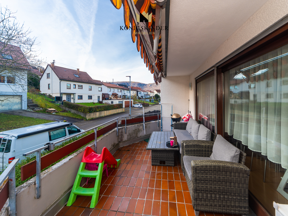 Balkon mit Platz zum Entspannen