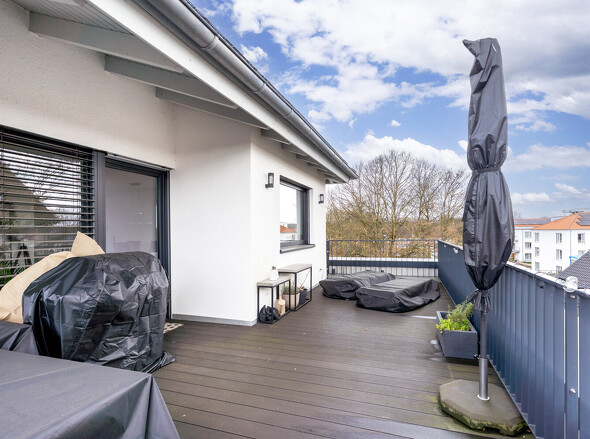 3. OG Penhouse Balkon