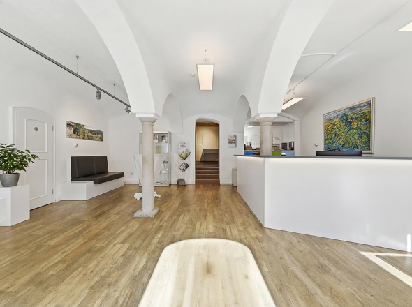 Laden-/Bürofläche im EG