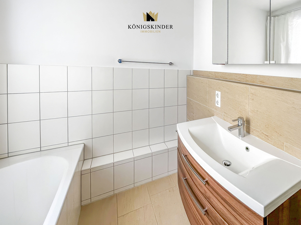 Bad Wohnung Obergeschoss