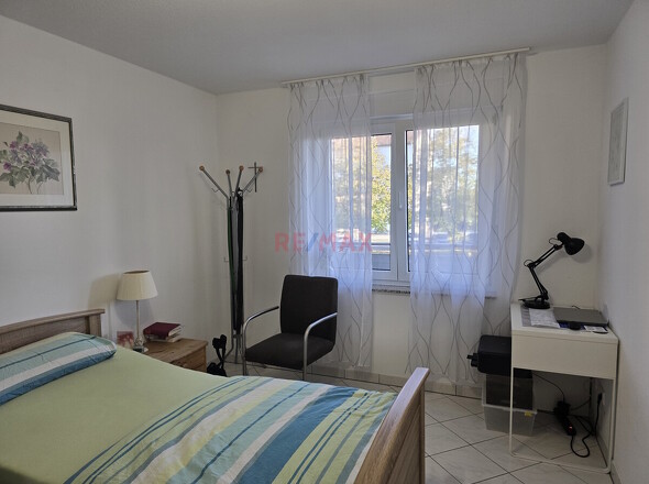 helles u. ruhiges Schlafzimmer