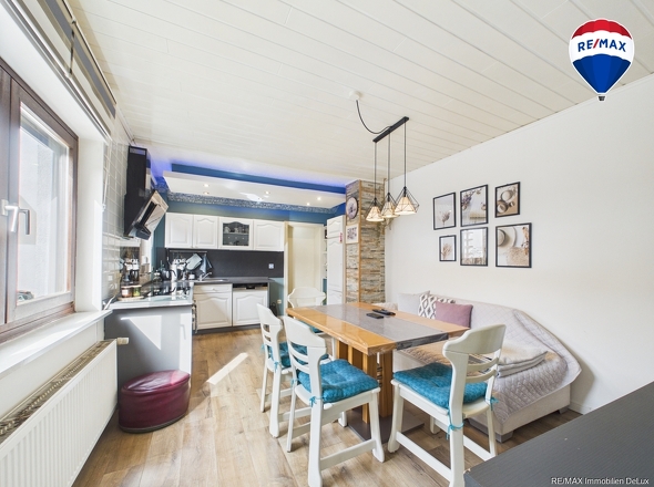 REMAX Immobilien DeLux Haus in Losheim am See - Britten zu verkaufen