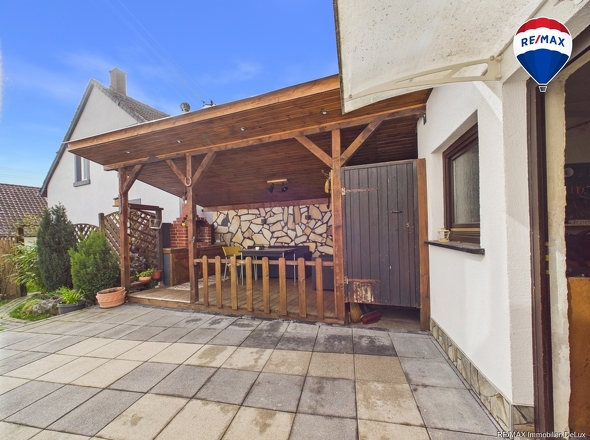 REMAX Immobilien DeLux Haus in Losheim am See - Britten zu verkaufen