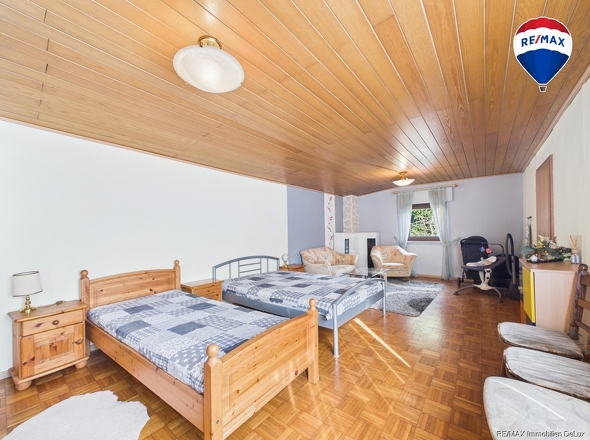 REMAX Immobilien DeLux Haus in Losheim am See - Britten zu verkaufen