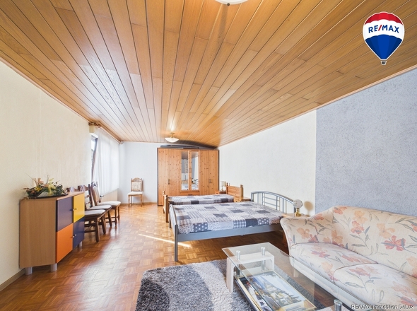 REMAX Immobilien DeLux Haus in Losheim am See - Britten zu verkaufen