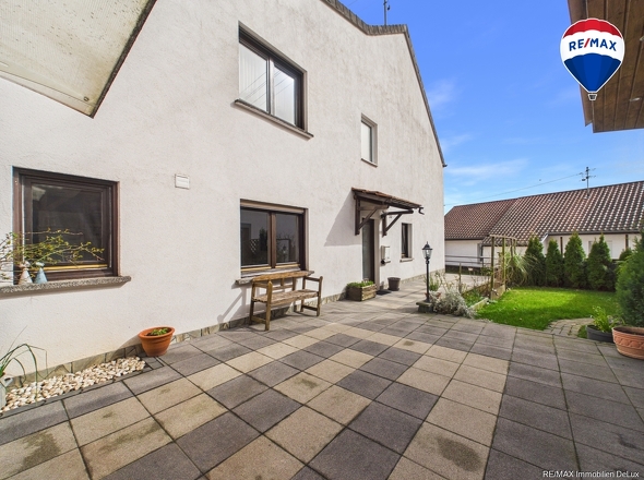 REMAX Immobilien DeLux Haus in Losheim am See - Britten zu verkaufen