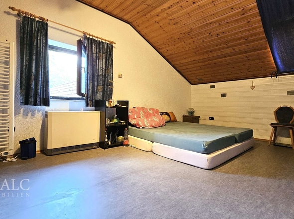 Schlafzimmer 2. OG