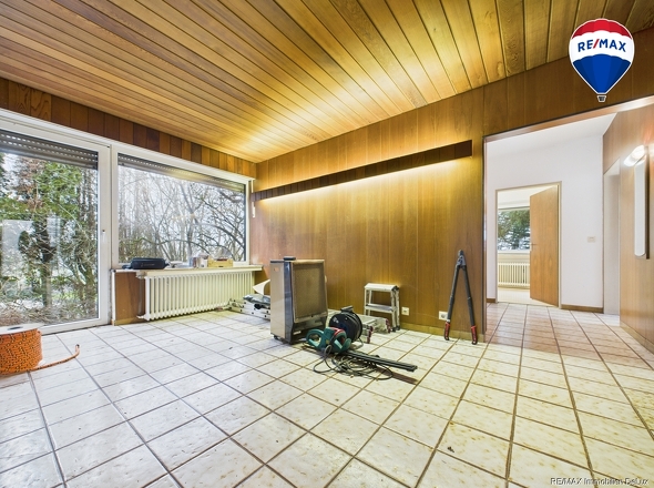 REMAX Immobilien DeLux Einfamilienhaus Diele Eppelborn Mark Borowicz