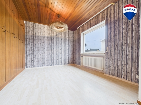 REMAX Immobilien DeLux Einfamilienhau Esszimmer Eppelborn Mark Borowicz