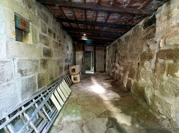 EG Schuppen rechts vom Haus