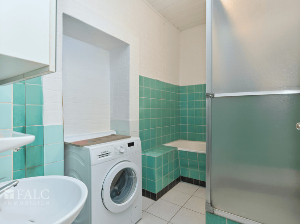 Wohnung 1. OG - Badezimmer