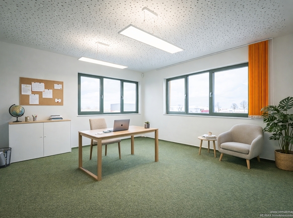 Büro 2 (KI-optimiert)