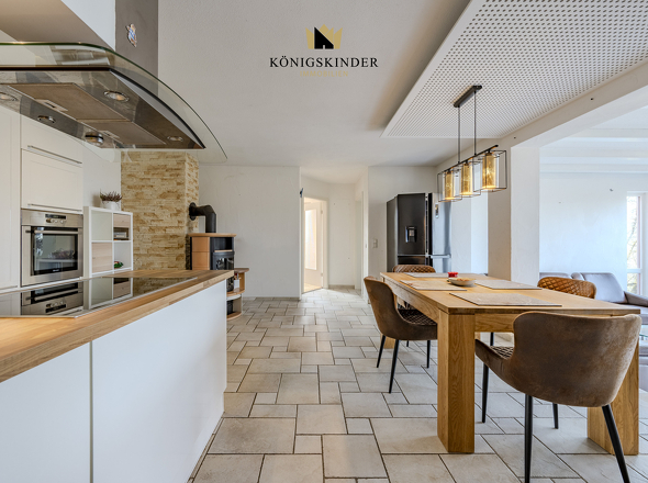 Offene Küche mit Ess,- Wohnbereich  WHG 2