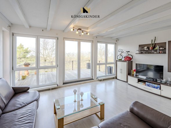 Wohnbereich mit Zugang zur Terrasse 2 WHG 2