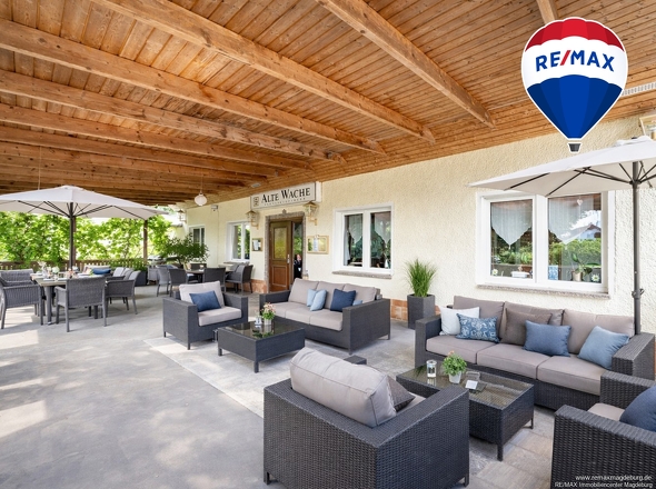 Titelbild - KI möbliert