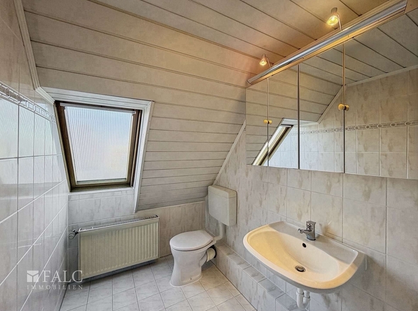 Badezimmer Dachgeschoss