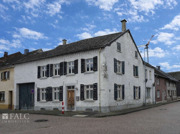 Außenansicht des denkmalgeschützten Gebäudes