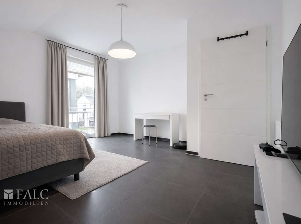 Stilvolles Privatzimmer im Obergeschoss