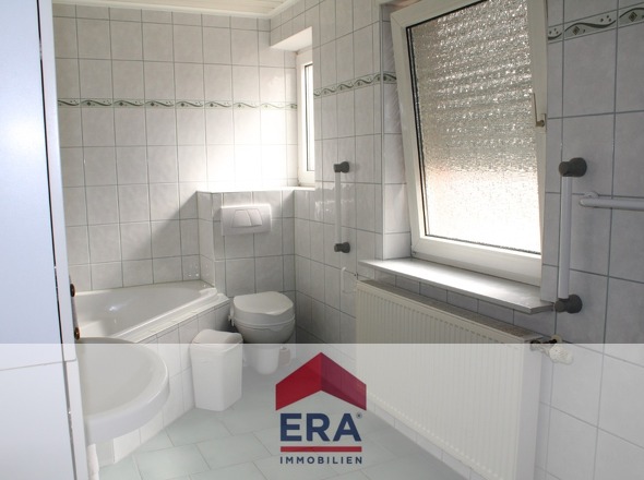 Badezimmer 1. Wohnung EG