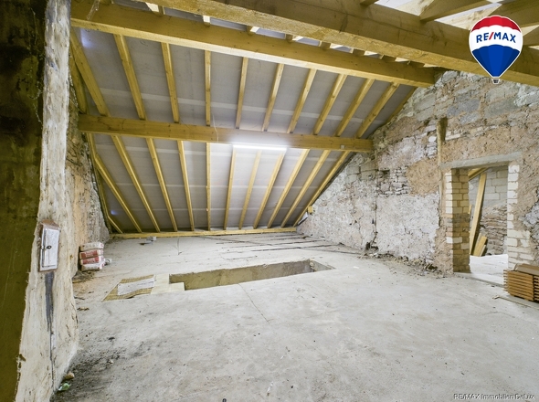 RE/MAX Immobilien DeLux Merzig Haus zu verkaufen in Kastel-Staadt