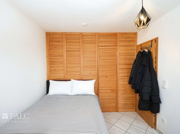 Schlafzimmer mit Ankleide