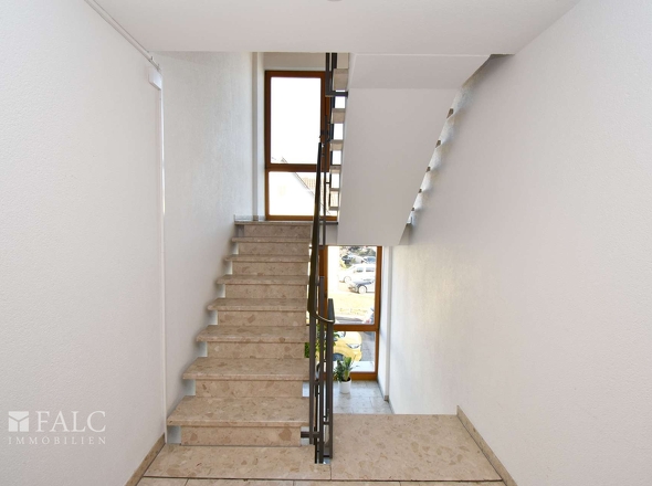 gepflegtes Treppenhaus