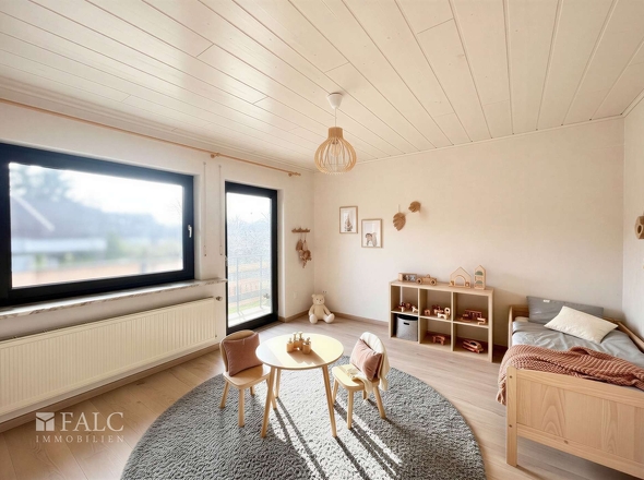 Zimmer mit Balkon OG - (KI generiert)