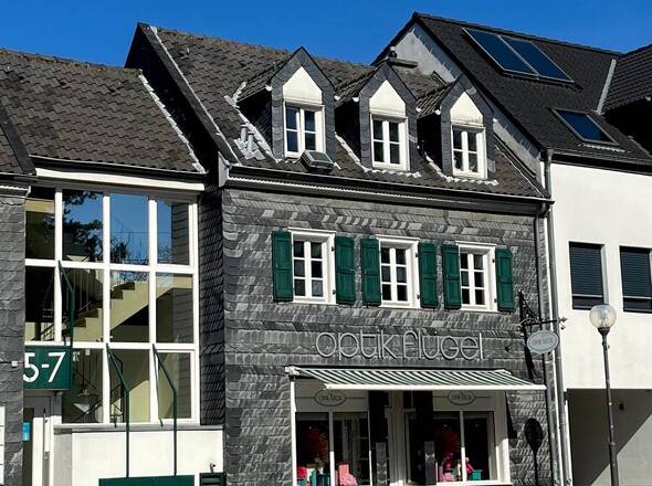  Aussenansicht Vorne Bild 2