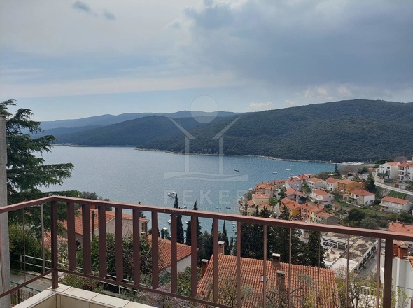 Zwei Wohneinheiten in der Nähe des Meeres in Rabac