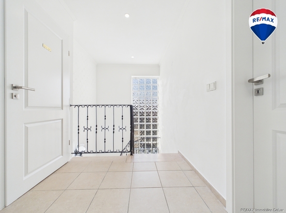 REMAX Immobilien DeLux Einfamilienhaus Diele Saarlouis Mark Borowicz