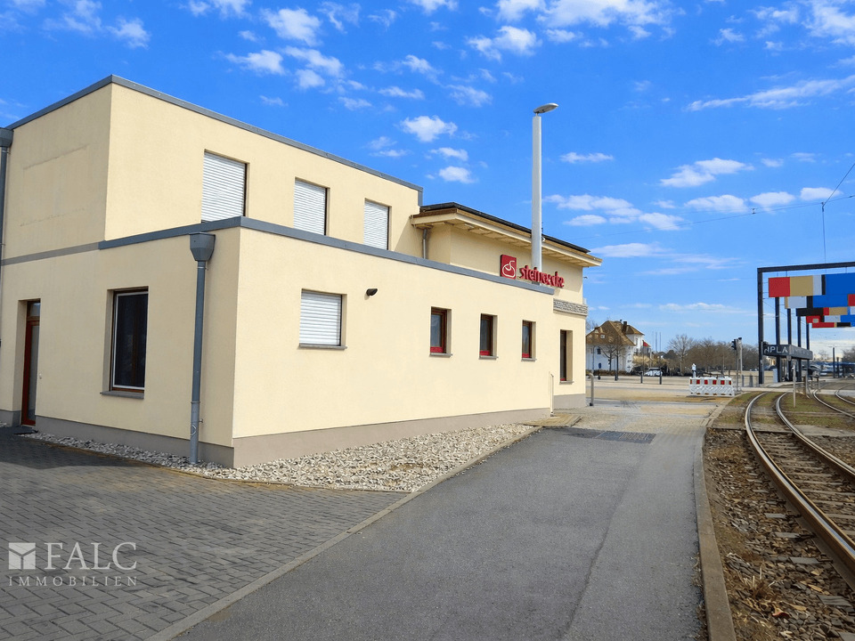 Ansicht vom Parkplatz 