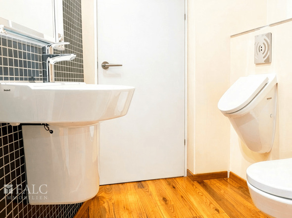 Gäste WC 1.OG (KI gereriert)