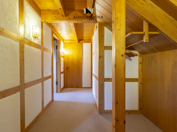 Vorraum und Flur DG 1