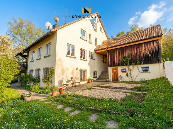 Hausansicht vom Garten 1